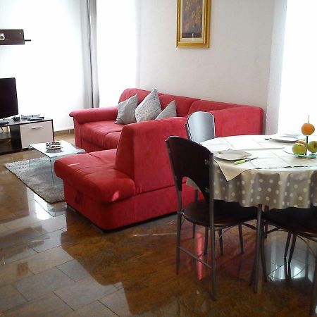 Apartment Oaza โรวีน ภายนอก รูปภาพ