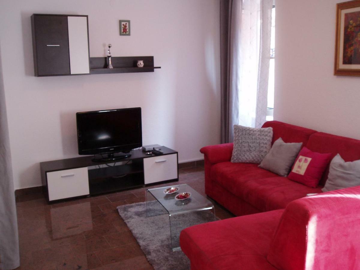 Apartment Oaza โรวีน ภายนอก รูปภาพ
