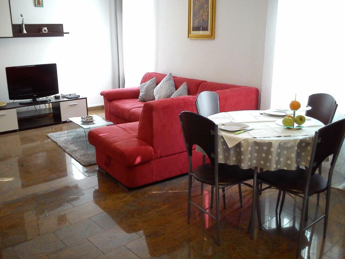 Apartment Oaza โรวีน ภายนอก รูปภาพ