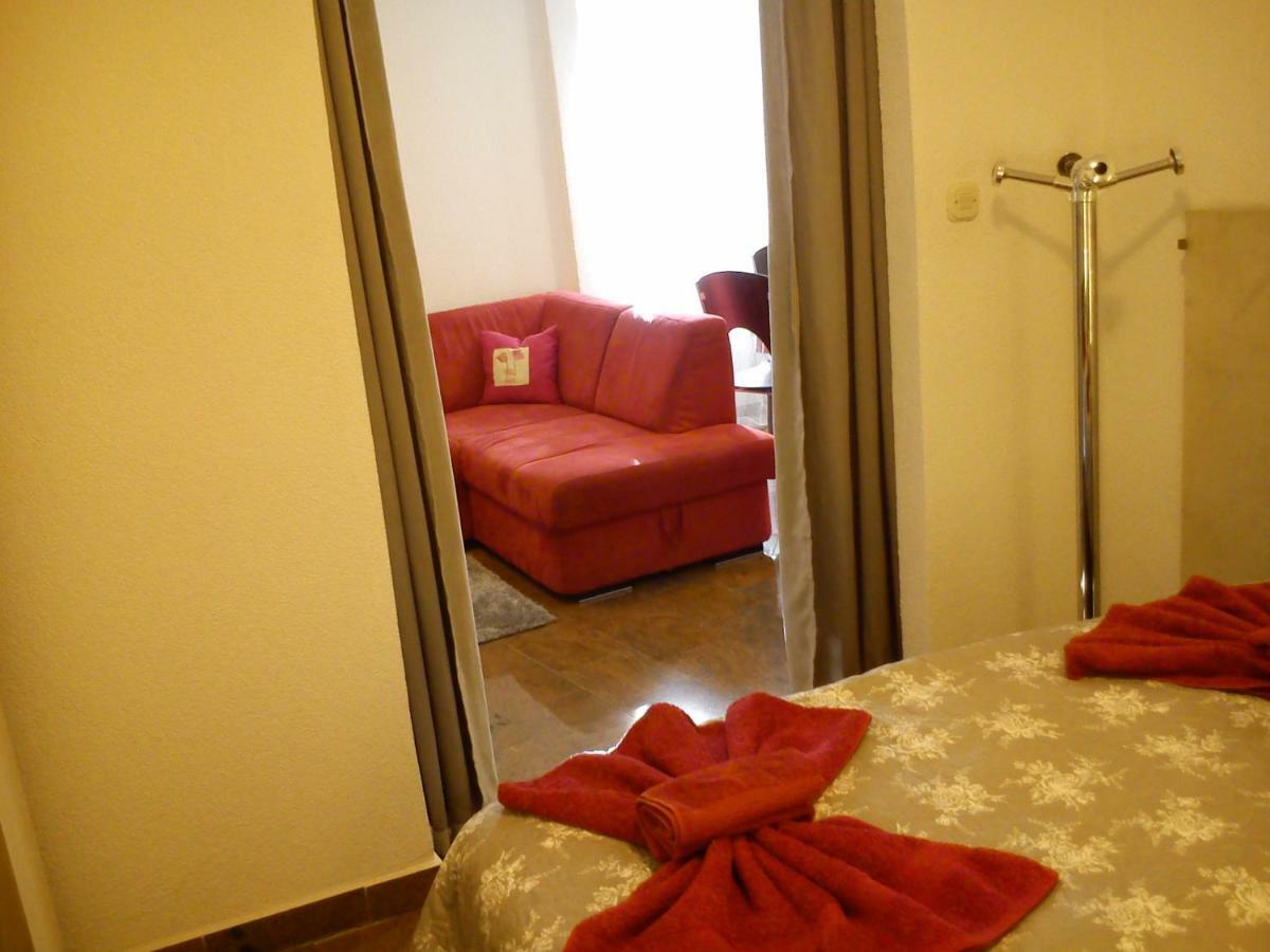 Apartment Oaza โรวีน ภายนอก รูปภาพ