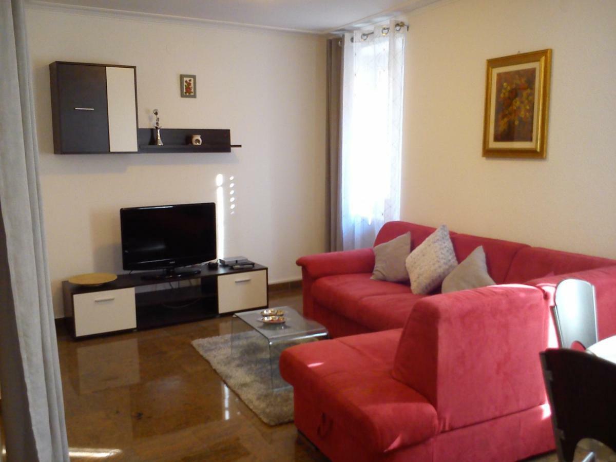 Apartment Oaza โรวีน ภายนอก รูปภาพ