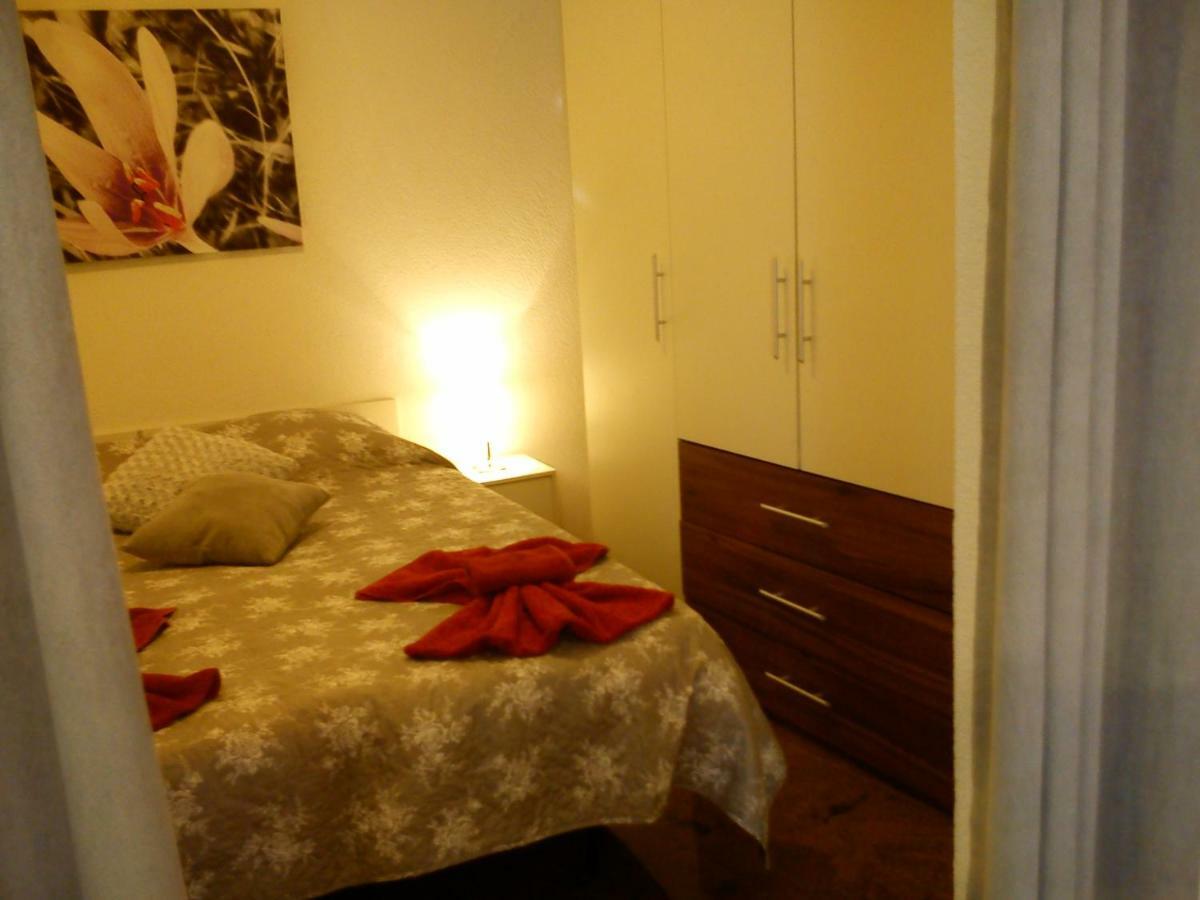 Apartment Oaza โรวีน ภายนอก รูปภาพ
